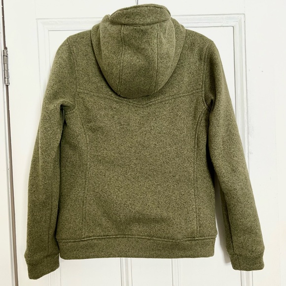 Patagonia Better Sweater Hooded Insulated Jacket - Women’s size Small - Picture 3 of 6